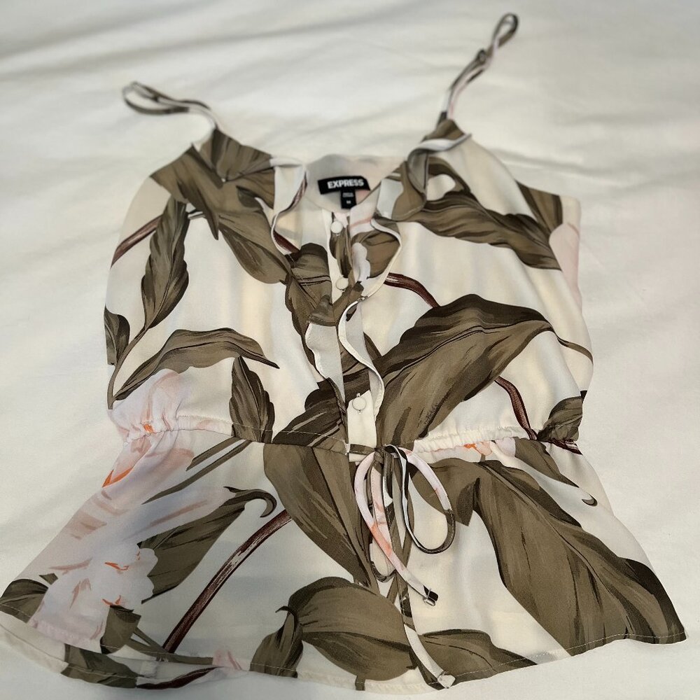 Flirty Floral Tank/Camisole - Express, Size M